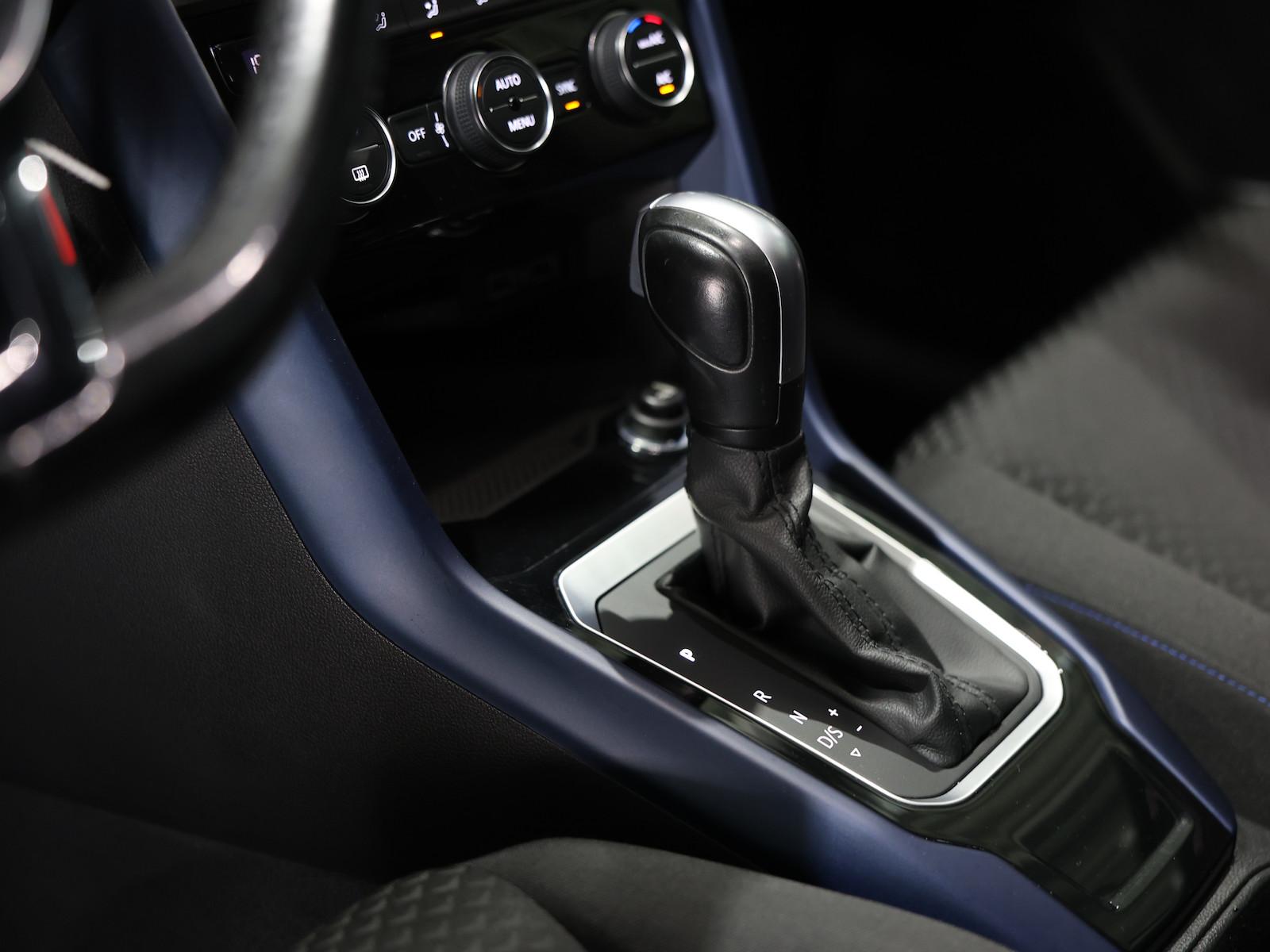 Volkswagen T-Roc 1.5 TSI DSG UNITED R-LINE SPORT / LED, AID, миниатюра 14