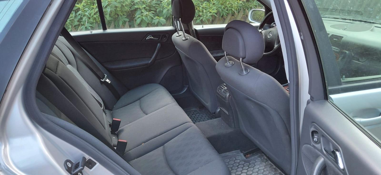 Mercedes-Benz C200 2004 — photo 8