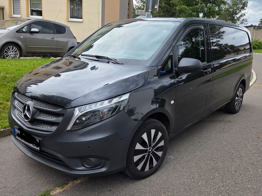 Image of Mercedes-Benz Vito