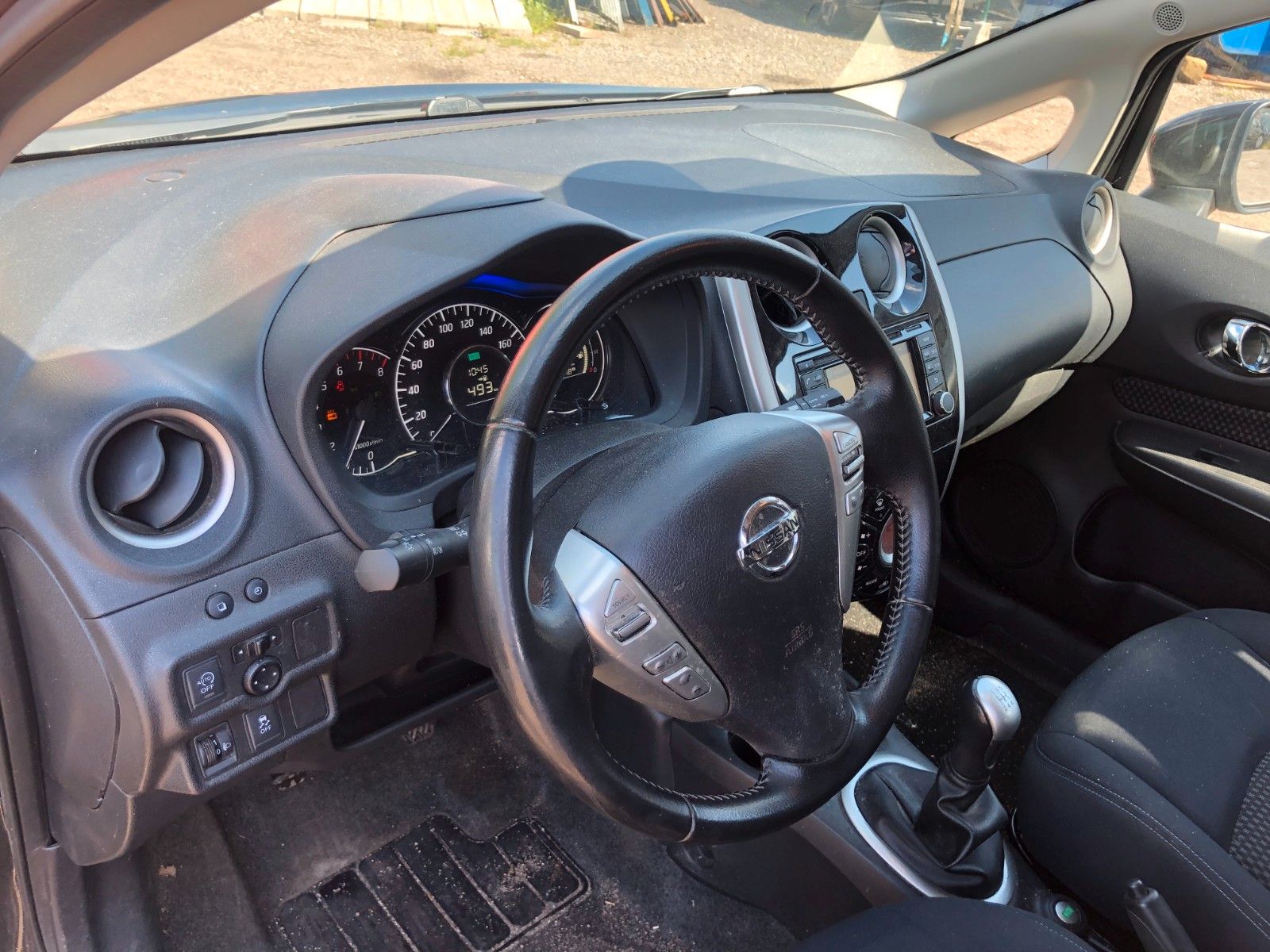 Fahrzeugabbildung Nissan Note Acenta Plus Frontschaden