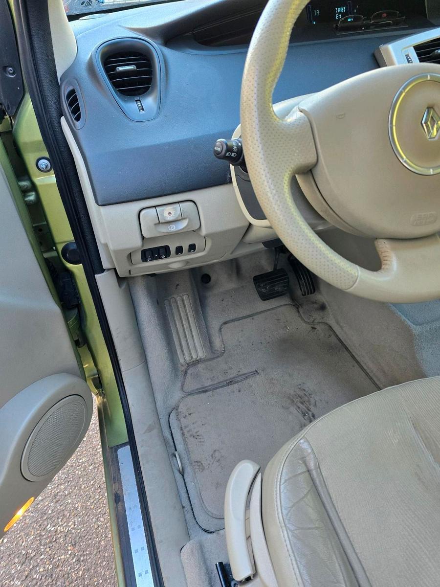 Renault Scenic 2006 — photo 10