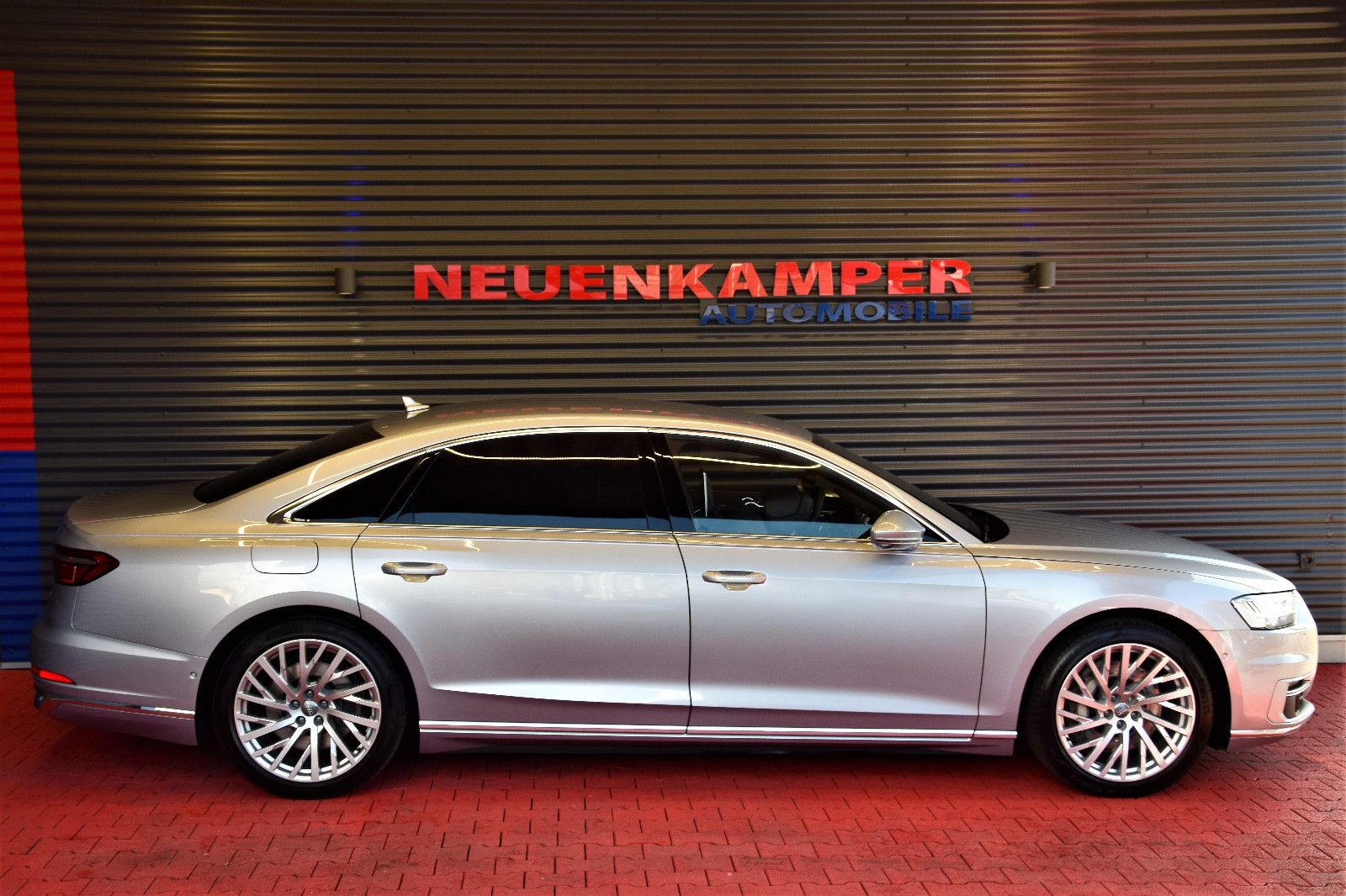 Fahrzeugabbildung Audi A8 Lang 55 TFSI quattro 3x TV ACC Standh.Matrix