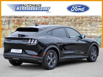 Fahrzeugabbildung Ford Mustang MACH-E Base Extendet Range 99 kWh+REICHW