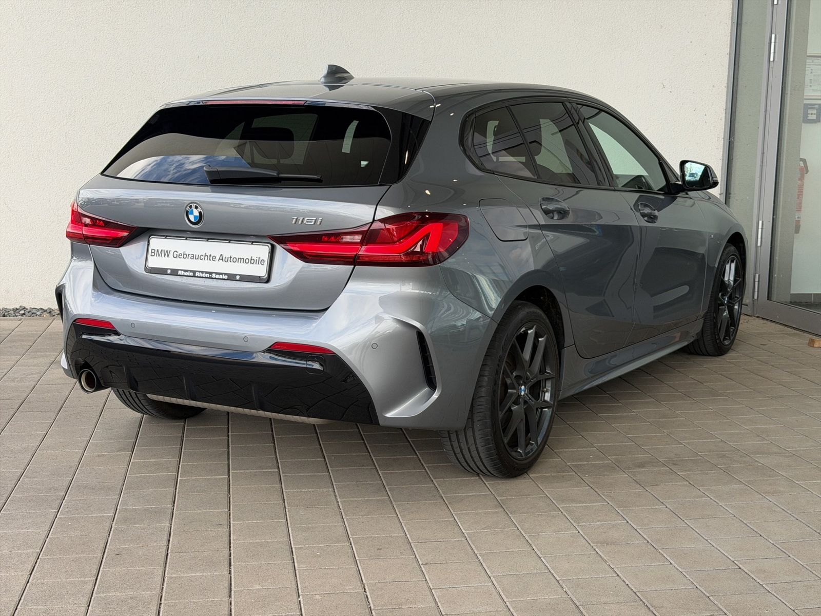 BMW 118i M Sport Navi.LED.SSGL.Tempomat.DAB.PDC.SH imagem 3