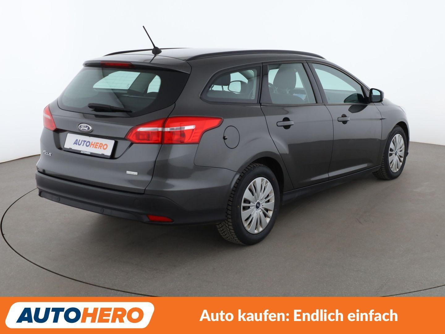 Ford Focus 1.0 EcoBoost Business*NAVI*TEMPO*PDC*SHZ*