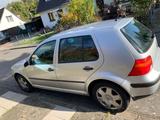 Volkswagen Golf IV 1,6 - Volkswagen Golf aus 2000: Iv