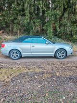 Audi A4 2.4 multitronic Cabriolet - - Audi A4 aus 2003: Cabrio