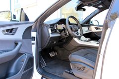 AUDI Q8 50 TDI quattro/ S-LINE/ PANO/ MATRIX/ STANDHZ AUDI Q8 50 TDI quattro/ S-LINE/ PANO/ MATRIX/ STANDHZ