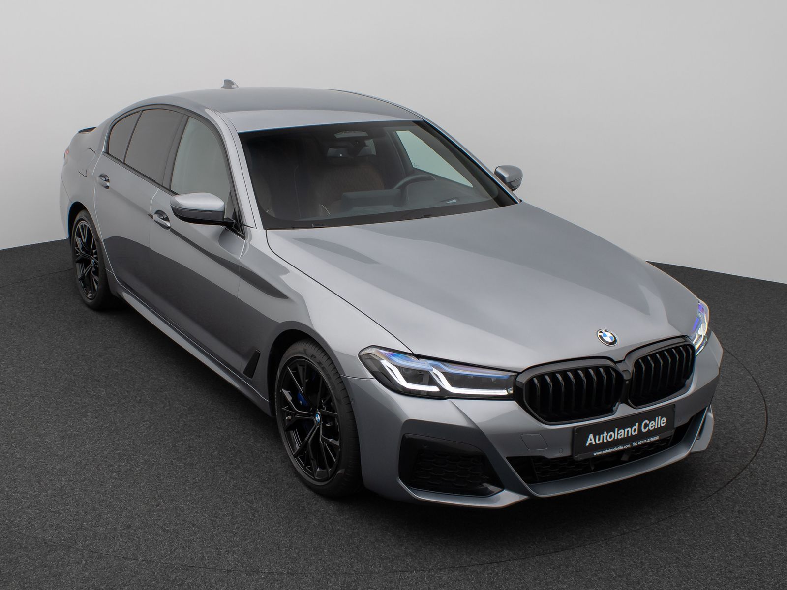 Fahrzeugabbildung BMW 530d M Sport 360°Laser B&W HUD Individual 19Zoll