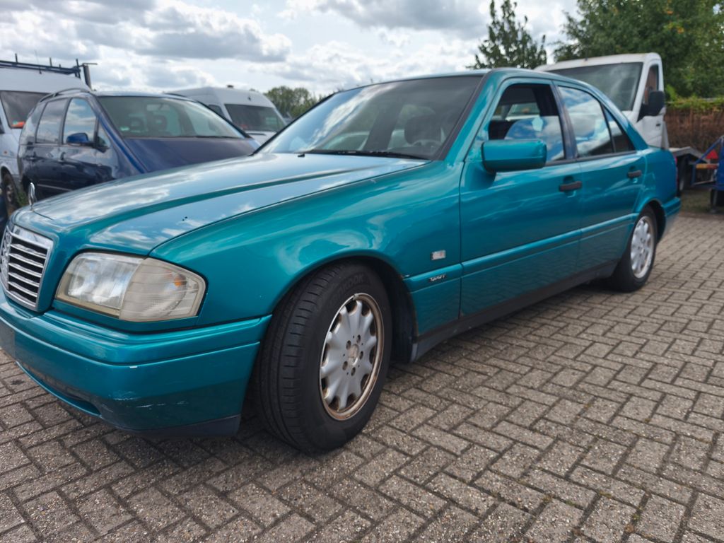 Angebot ansehen Mercedes-Benz C 230