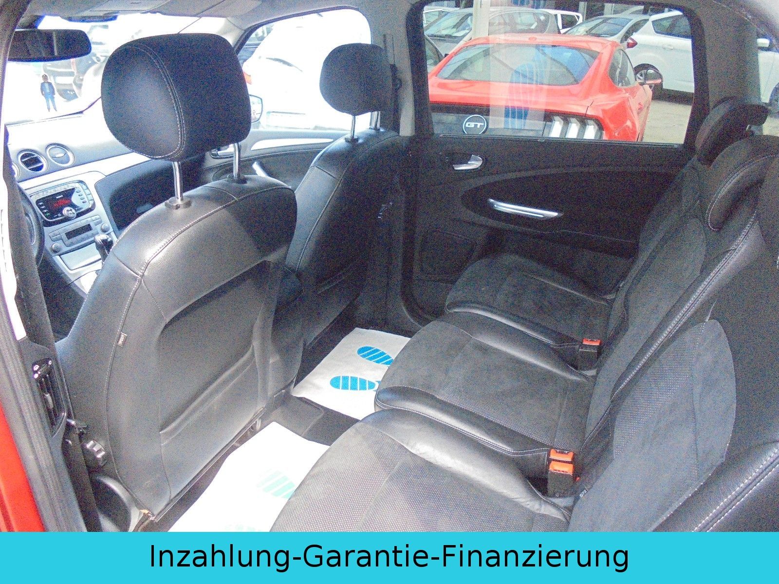 Fahrzeugabbildung Ford S-Max 2,3Titanium  Automatik/Klimaaut./7 Sitzer/