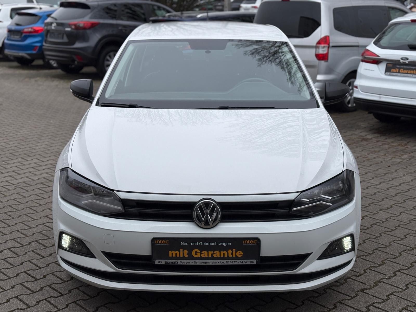 Volkswagen Polo VI Trendline Aus 1 Hand Scheckheft Gepflegt