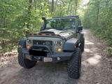 Jeep Wrangler Unlimited Rubicon JK 3.8 Benzin 199 PS - Jeep Wrangler mit Benzin-Antrieb: Geländewagen, 3.8