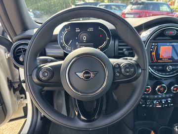 MINI Cooper Aut. Pepper DAB LED Parkassistent Shz