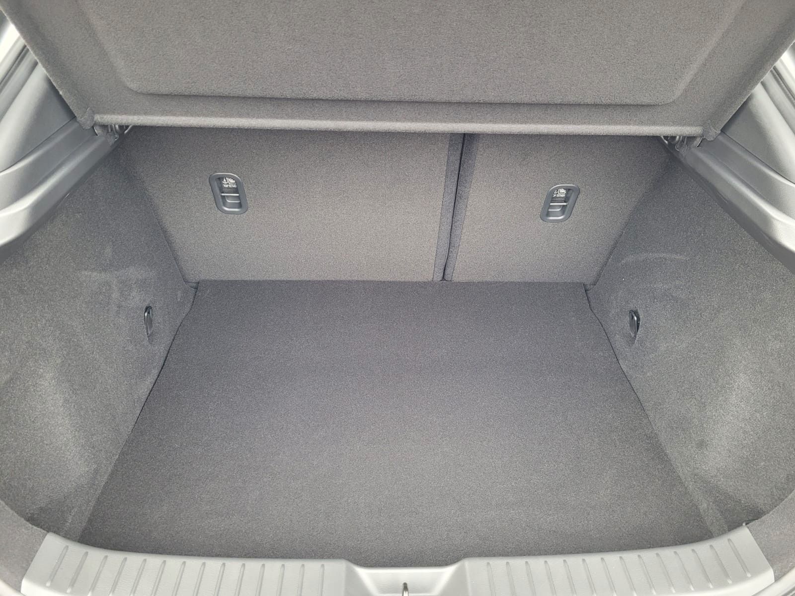 Mazda CX-30 (04/2026, Benzin)