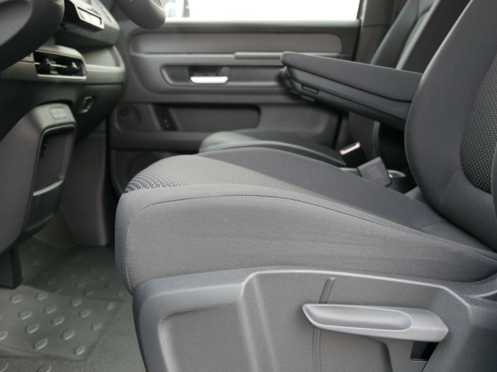Fahrzeugabbildung Volkswagen ID.Buzz Cargo AHK Tempomat IQ-Light Navi Sitzhei