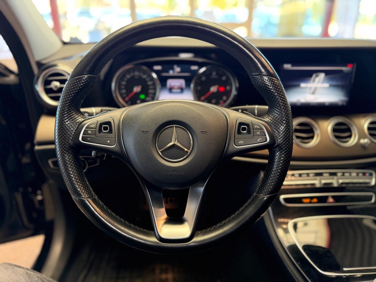 Mercedes-Benz E 220d  T-Modell