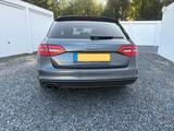 Audi A4 3.0 TDI clean d. S tr. qu. S line Ava. S line - Audi A4: 3.0