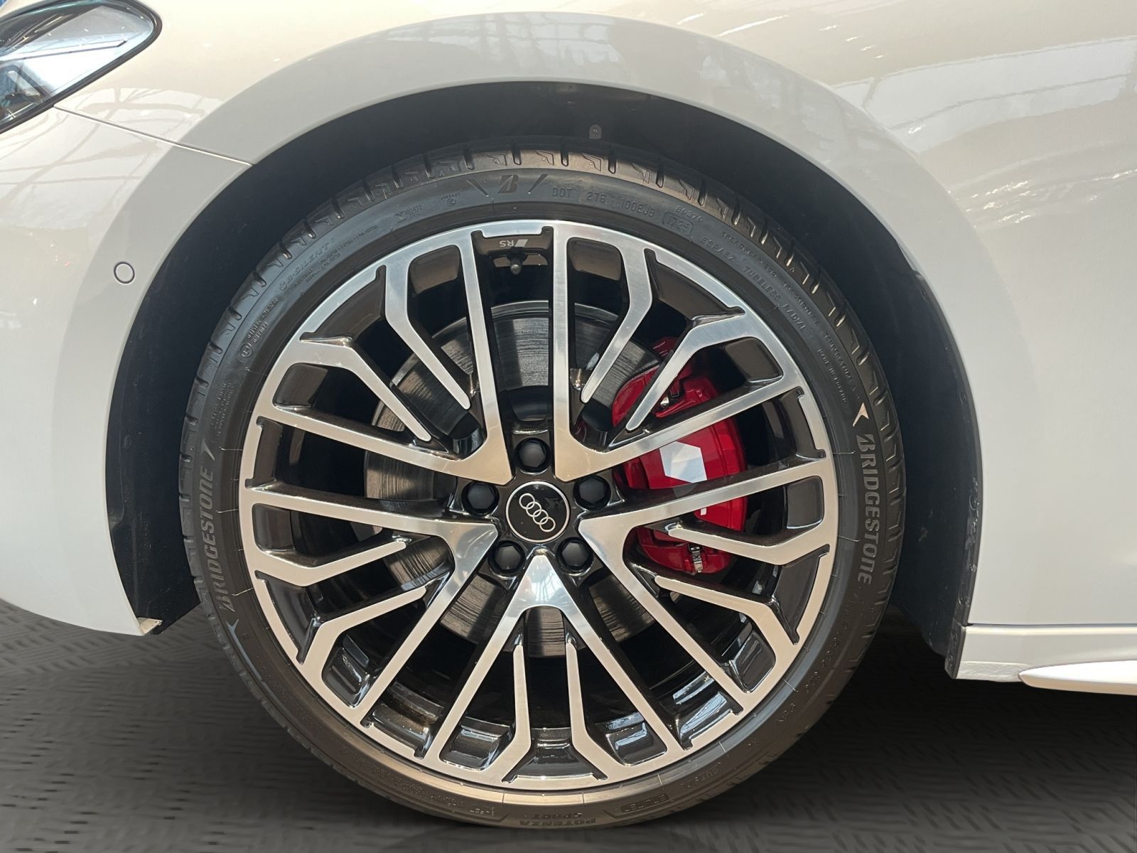 Audi S5 - Bild 19