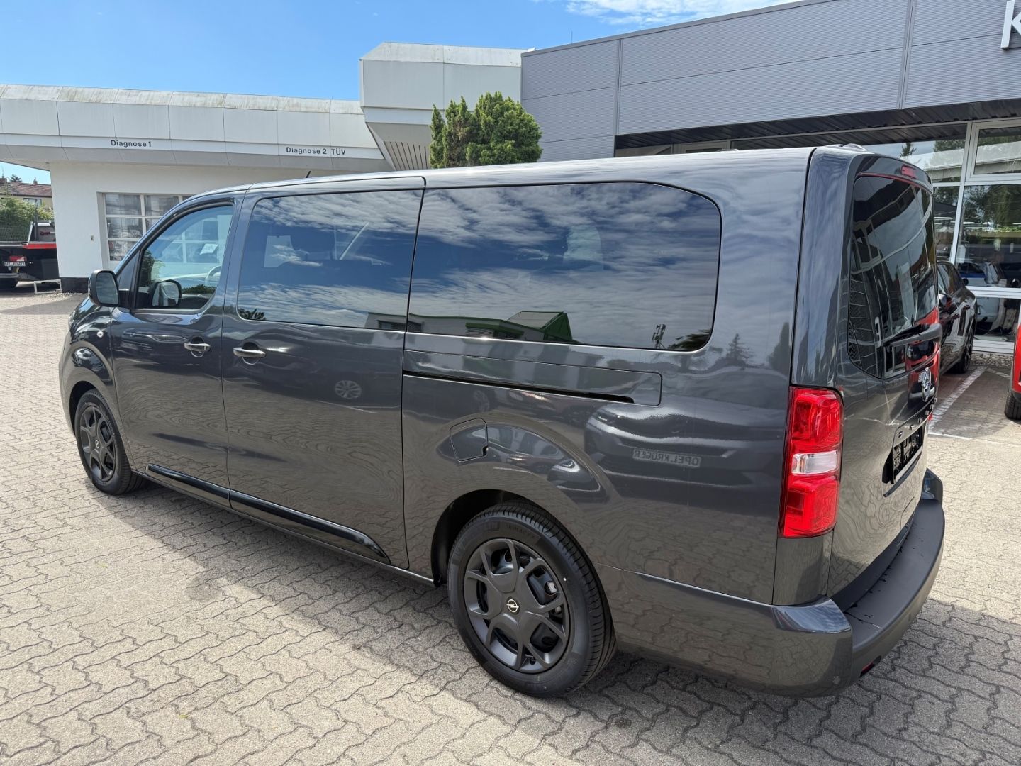 Fahrzeugabbildung Opel Zafira Life Edition XL 9 Sitze+SHZ+LHZ+ AHK
