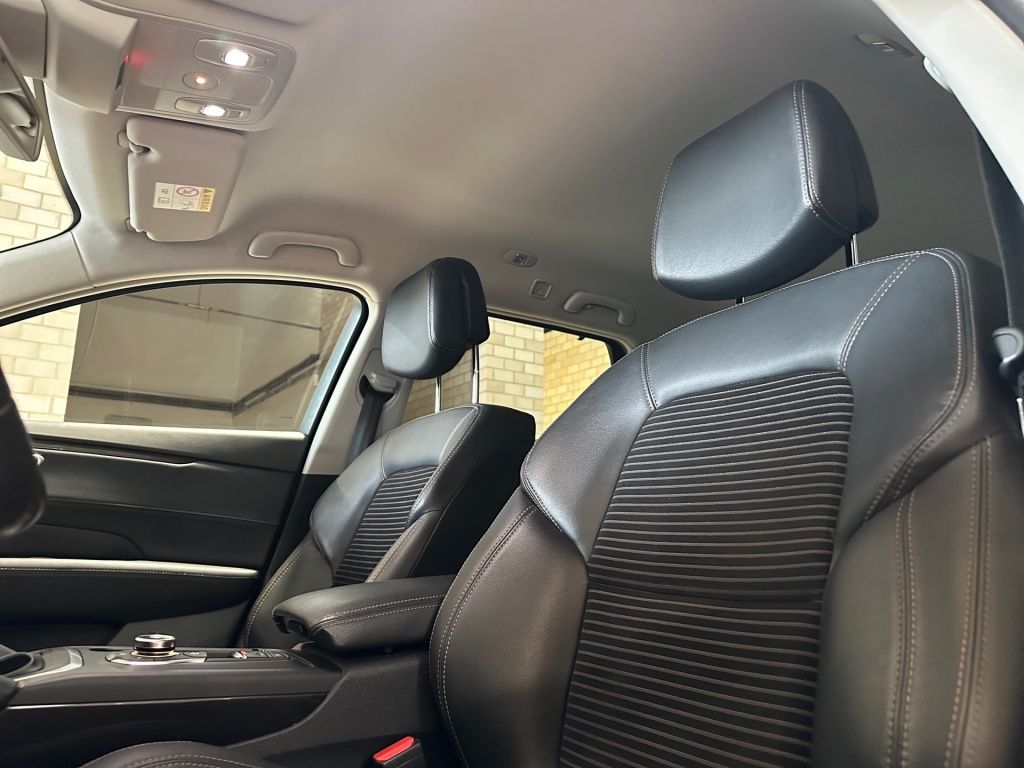 Fahrzeugabbildung Renault Talisman Grandtour 1.6 TCe Navi LED KAM Sound