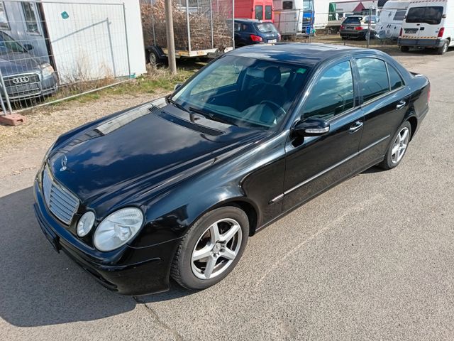 Mercedes-Benz E 220 CDI ELEGANCE