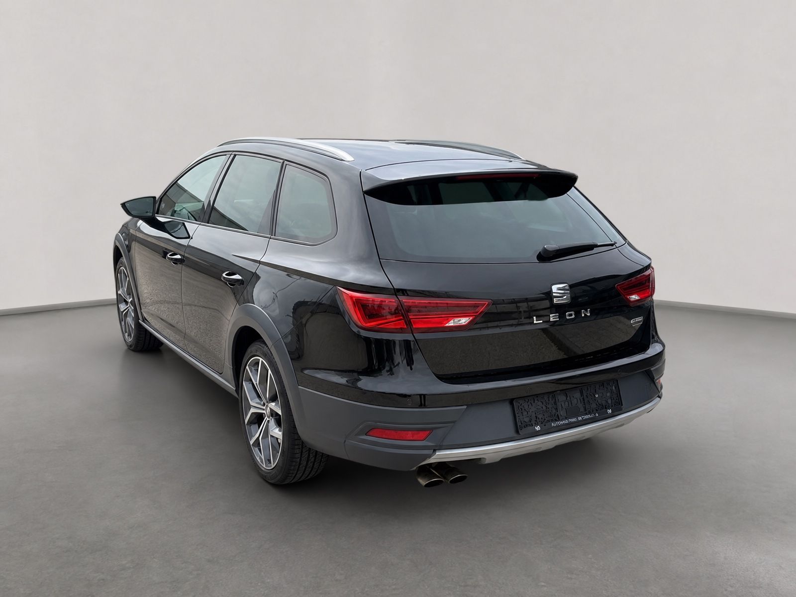 SEAT Leon Leon ST 2,0 TDI  X-Perience 4Drive*Panorama*LED*, Ansicht 4
