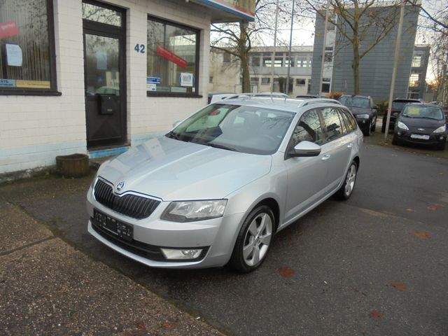 Skoda Octavia 2.0TDI Combi Elegance"NAVI-KLIMATR.-PDC"