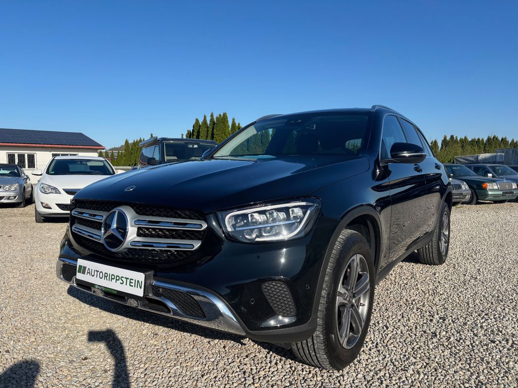 Image of Mercedes-Benz GLC 220