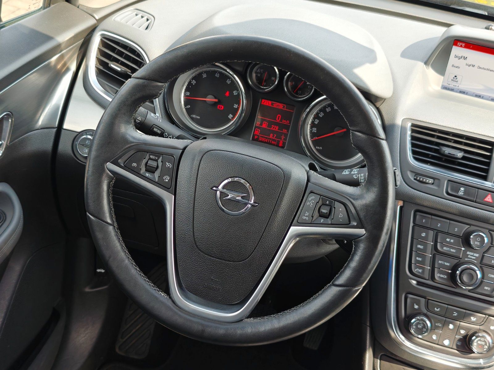 Fahrzeugabbildung Opel Mokka Innovation - Navi, Kamera, SHZ, LHZ, 4S -