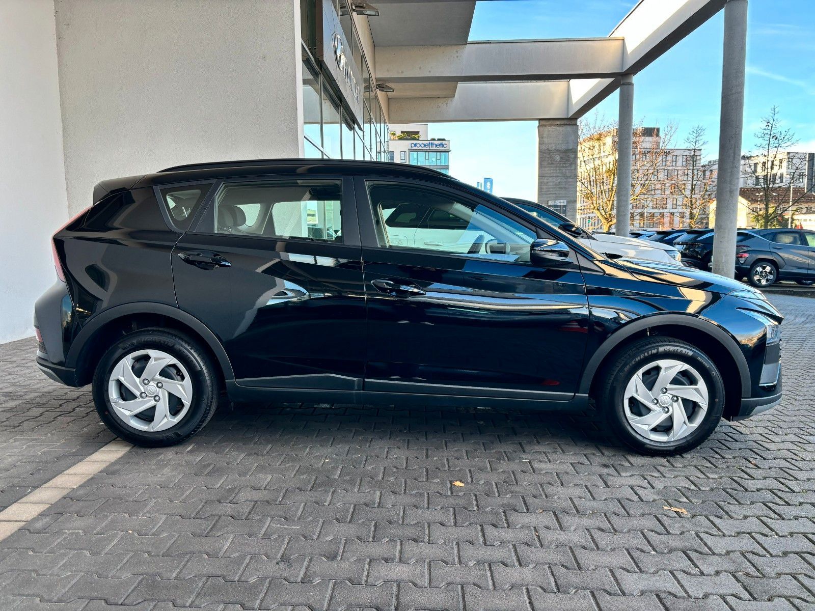 Fahrzeugabbildung Hyundai Bayon 1.0 T-GDI Select Kamera,Navi,PDC,Facelift