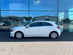 Fahrzeugabbildung Mercedes-Benz A 180 Style LED Navi Einparkhilfe Sitzhzng. 16"
