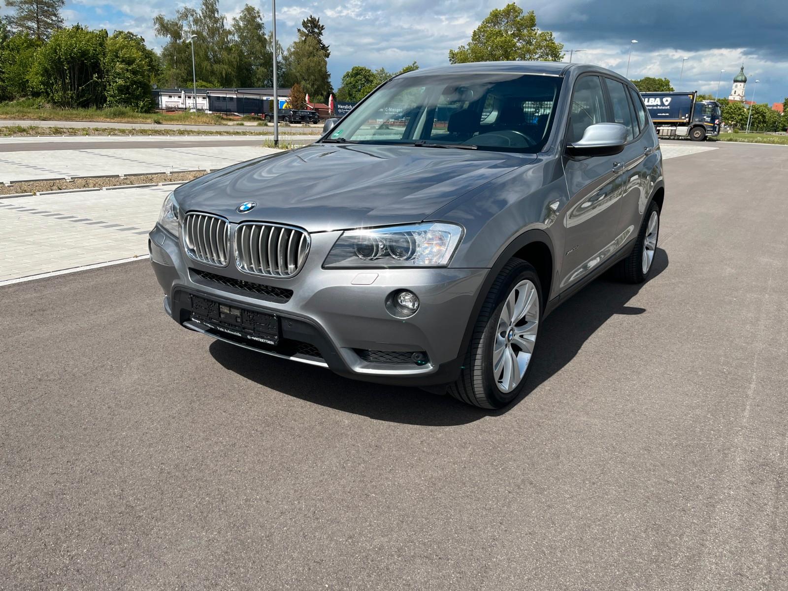 BMW X3  xDrive 30 d*Automatik*Xenon*Navi*Kamera*AHK*