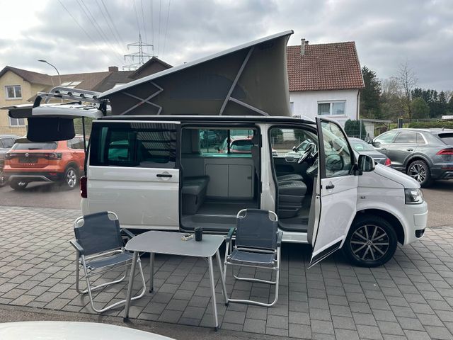 Volkswagen T5 California 4x4 DSG Nav Xenon Küche Stühle AHK