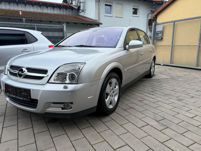 Opel Signum 2.2 Direct