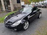 Mercedes-Benz SLK 200 Kompressor      30.000 km /MB Scheckheft - Mercedes-Benz SLK 200 aus 2010: Kompressor