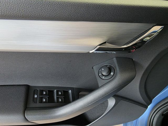 SKODA Octavia — Foto 13