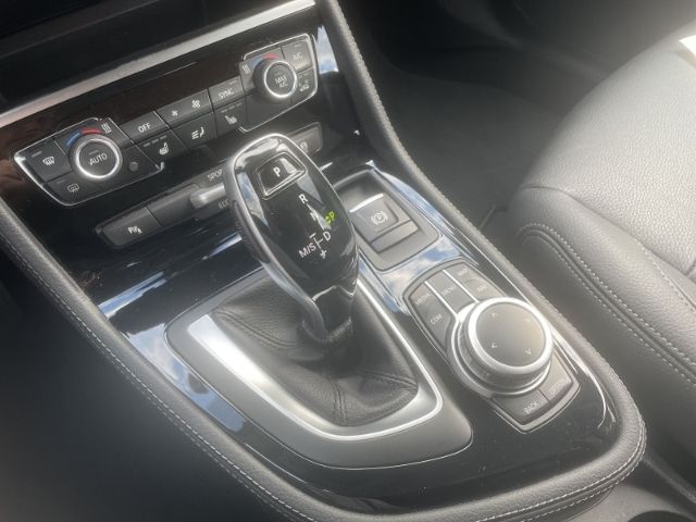 Fahrzeugabbildung BMW 218 Active Tourer i Luxury Line Autom. Navi, Sit