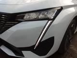 Peugeot 308 1.2 PureTech 130 Allure Pack ACC KeyLess LED - Peugeot 308 mit Benzin-Antrieb: Limousine, Automatik