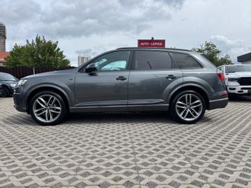 Audi Q7 - 6