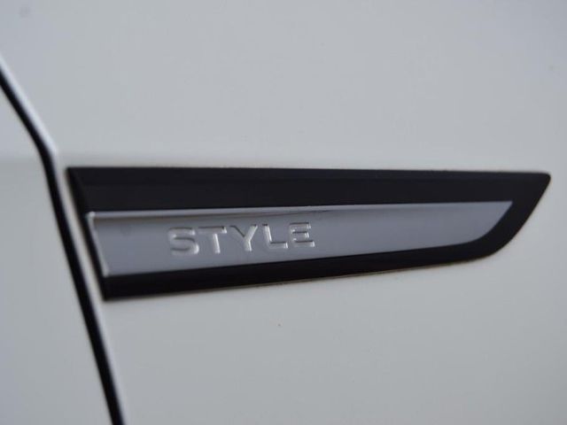 Golf VIII Variant 2.0 TDI 150 PS DSG Style LED-P