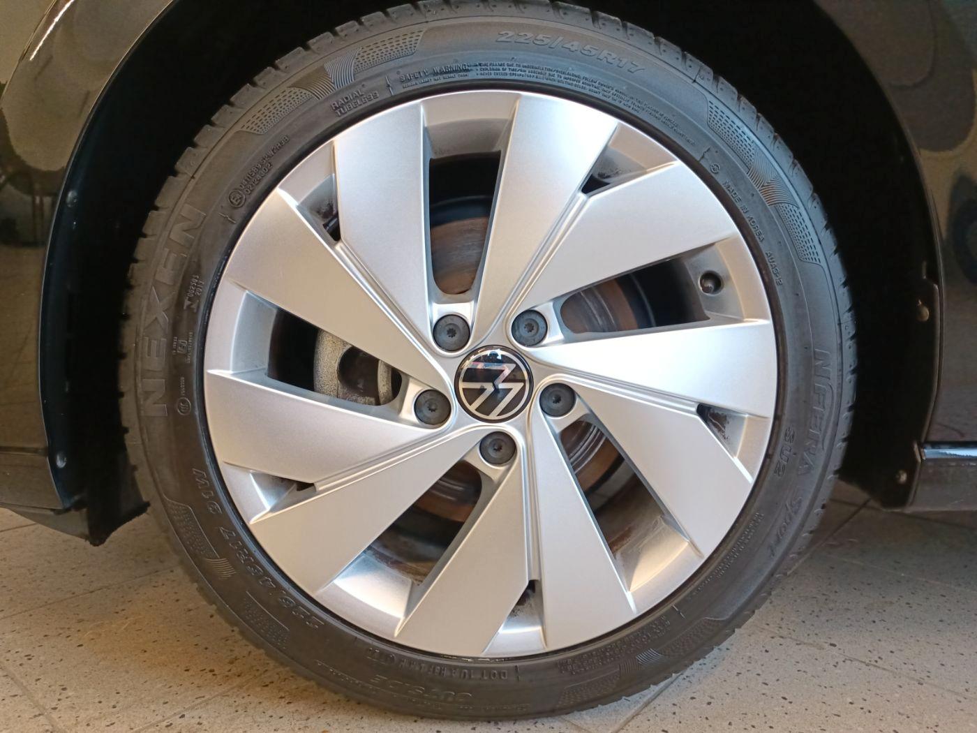 Volkswagen Golf VIII 1.5 eTSI Style DSG LED+*Navi*LM17*SHZ, миниатюра 8