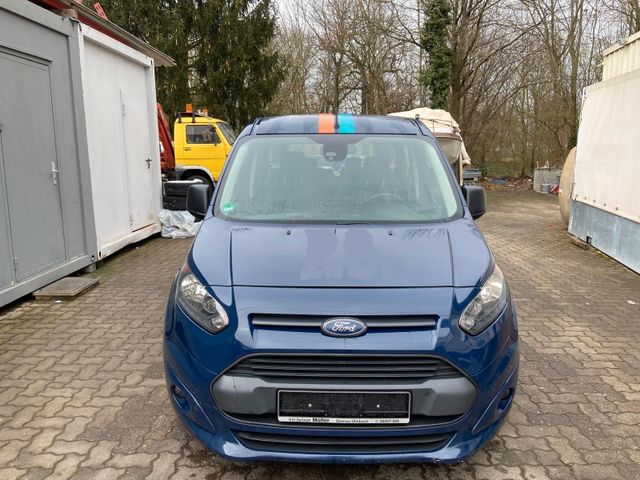 Ford Grand Tourneo Connect Trend. Motorschaden