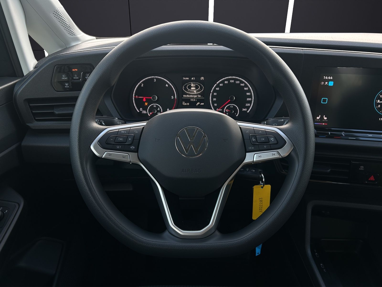 Fahrzeugabbildung Volkswagen Caddy Kombi TDI Maxi 4MOT AHZV PDC NSW