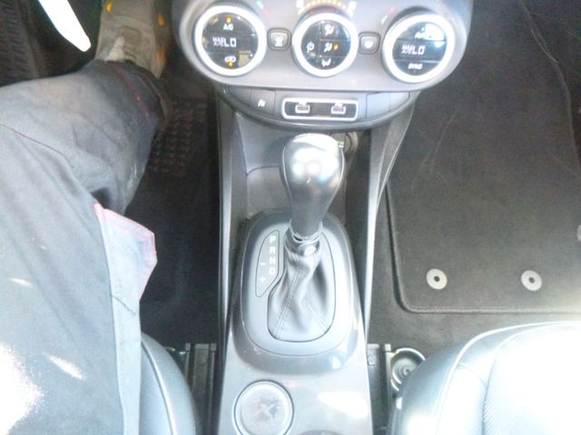 Fahrzeugabbildung Fiat 500X 1.3 GSE, Cross>AUT/Einparkhilfe/TEMP<