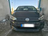 Volkswagen Touran 2.0 TDI 7 Stühle - Volkswagen Touran mit Diesel-Antrieb: Limousine, Automatik