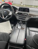 BMW 730d xDrive M Sportpaket - BMW 730 in Berlin