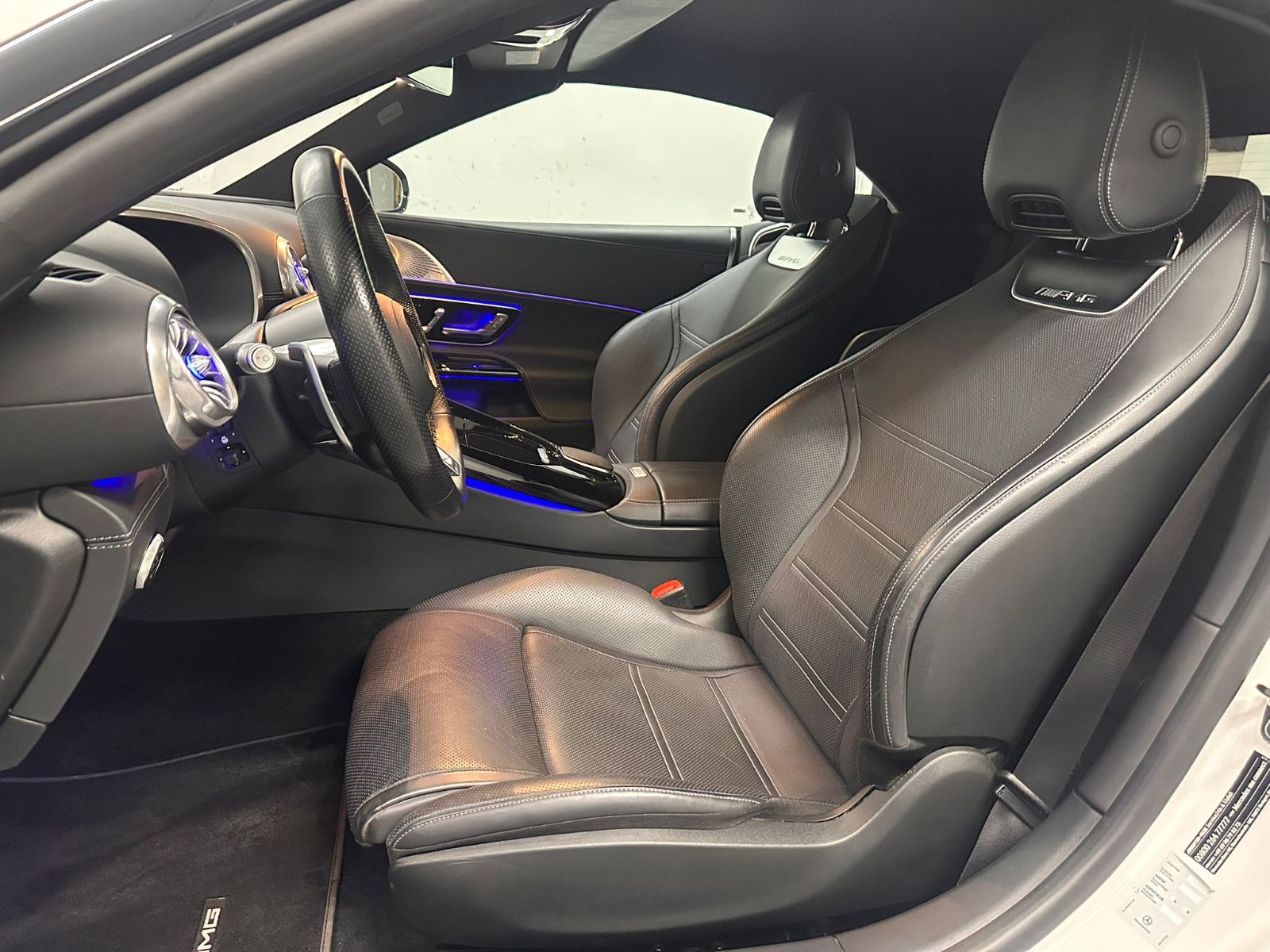 Fahrzeugabbildung Mercedes-Benz SL 63 4MATIC+ *AERODYNAMIK*HEADUP*BURMESTER*