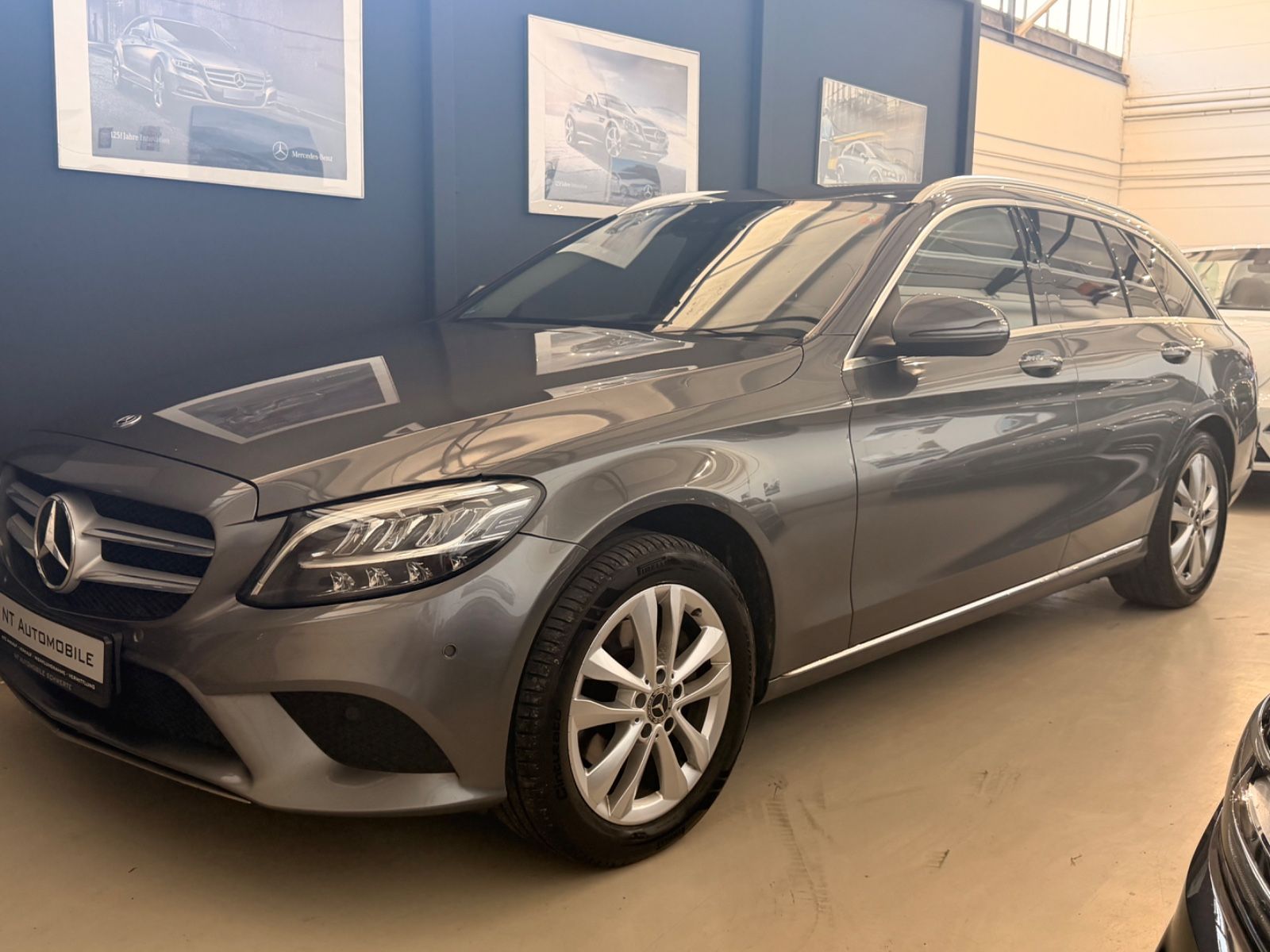MERCEDES-BENZ C 220 d T 4Matic Navi LED SHZ RCAM 1-Hand