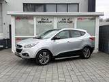 Hyundai ix35 2.0 CRDI Style AWD/KAMERA/PANO/AHK/VOLLEDER - Hyundai ix35: 2.0
